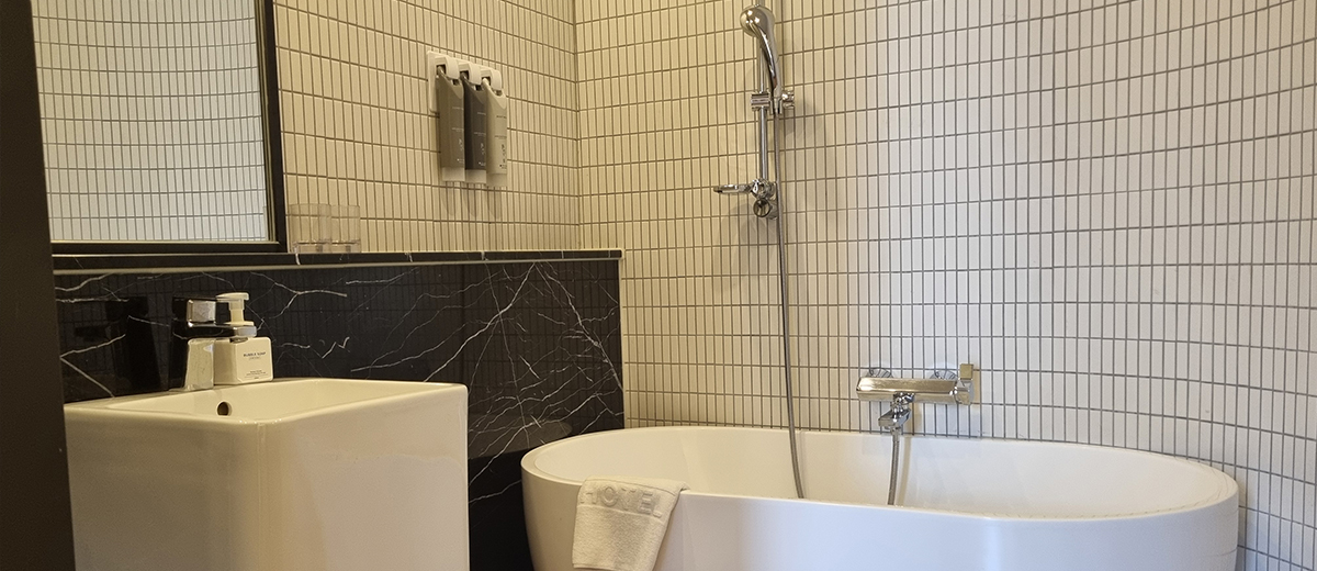 프리미엄 스위트 (PREMIUM SUITE)